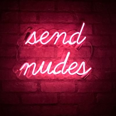 I will be straightforward. I'm only on Twitter to look at porn and get chick's to send me their nude pictures. I will not be sending money/ gift cards .