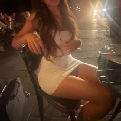 buymeaheart's profile picture. 