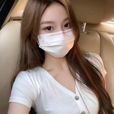 不会低头,不会挽留,不善言辞,这就是我 不喜欢被束缚,想做一个叛逆的妻子,喜欢分享日常和各种经历,喜欢的多多关注我哦,寻素质单男,
大号不回私信,加我唯一小号@TalishaChi71047私信必回