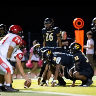 25'OLB|6'1|210|#26|40: 4.68|squat 500|bench 300|Crandall HighSchool|Football| Track| HC: @Coach_Hardin