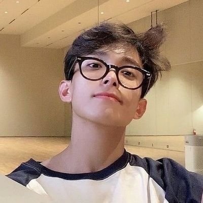 check my carrd before transacting // off replies; sold // student // #shanyey