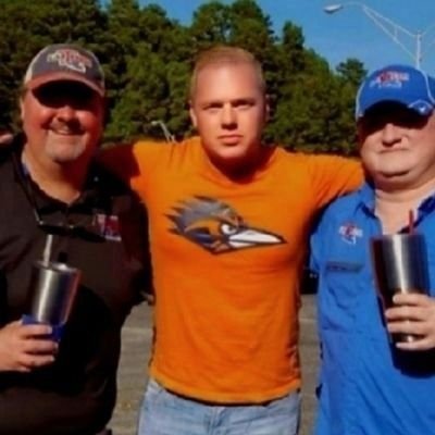 UTSA Alumnus 🤙
Texas Tech 🌵👆
🏈🎾
amateur twitter athlete @doctorsoflo is my agent | facts are subjective opinions are objective | very unserious