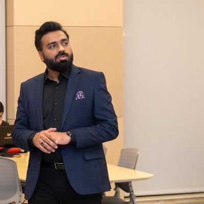God's favourite. Freelance Data Scientist. Passionate Reader. Aspiring Writer. COVID Survivor. Currently building: https://t.co/p4OmTMgKhI