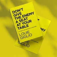 Louie Giglio (@louiegiglio) 's Twitter Profile Photo Louie Giglio (@louiegiglio) 's Twitter Profile Photo