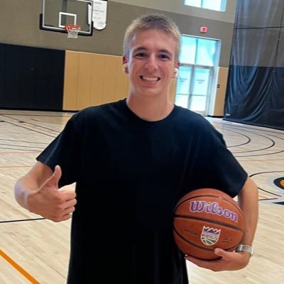KingCharge's profile picture. basketball content creator ⛹️‍♂️