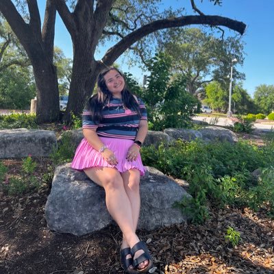 kyliearod's profile picture. just a girl who loves sports and shopping !