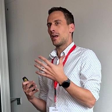 JorisBoonen's profile picture. Maastricht University | Zuyd | VUB 
Datajournalistiek, politiek & burgerschap, interculturele communicatie
 https://t.co/SOmUeTSAvP.