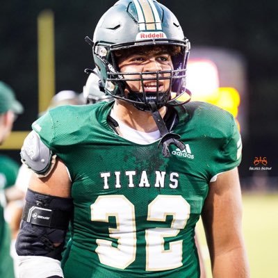 |4.0 GPA|6’1 260 lbs|Pos: DE/DT #32| 2022, 2023 2nd Team All Region|Blessed Trinity High School| ✝️ Phone# : (470)522-7291