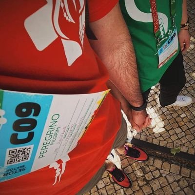 LeeAguinada's profile picture. Todo con misericordia - Servus Mariae numquam peribit