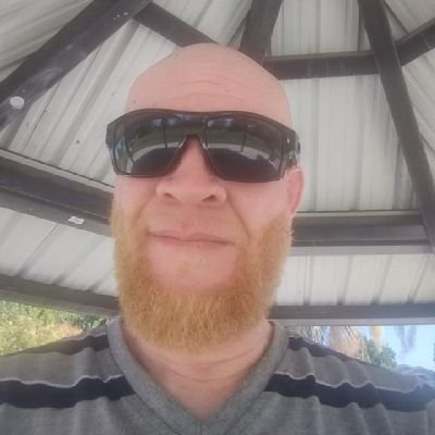 I'm Portuguese & Italian Albino Man. I'm Nordstrom & Nordstrom Rack New CEO.I'm The 49ers Franchise Controller Assistant/Social Media Promoter.💛♥️🤍🖤💍🏈