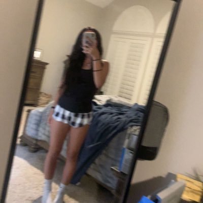 arlenepedregon's profile picture. 
