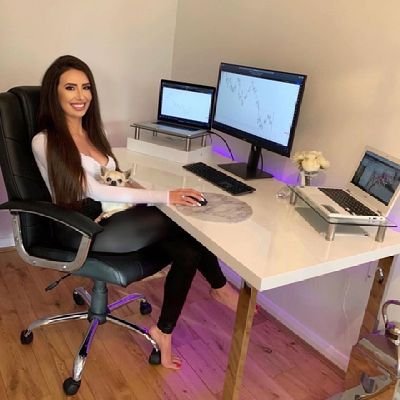 Damarisavila53's profile picture. Digital Marketer
📈Stocks & Crypto
Creating Positive Change
Technical Analysis 📊📈📉