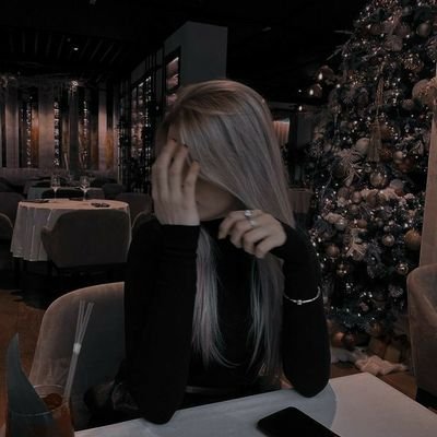 𝐈𝐠/𝐭𝐭 𝐥𝐨𝐧𝐥𝐞𝐲.𝐛𝐨𝐨𝐤𝐬 🦋Ciągle jeżdże na targi i nie mam dość #TwitteroweKsiążkary @samotna_ksiazka