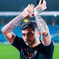 Yzn (@ihcrw) 's Twitter Profile
