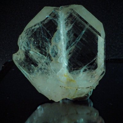 Japanese minerals - photo collections (no international sales)
国産鉱物中心に写真を貼るアカウント。極稀にコレクション入れ替えのヤフオク出品紹介可能性あり。