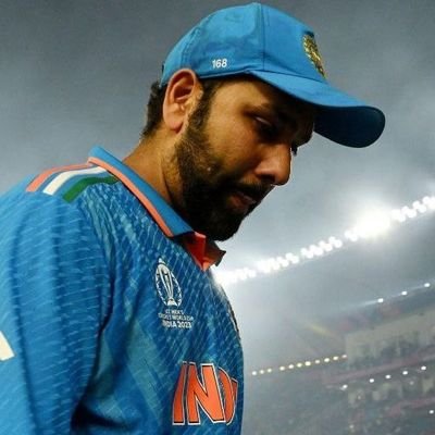 My idol Rohit Sharma ♥️👑
5x ipl tropy
3x double century
5x hundred in wc2019 
Best captain of INDIA
DIE HEART FAN OF THE FATHER OF DADDY HUNDRED ♥️🇮🇳@ImRo45