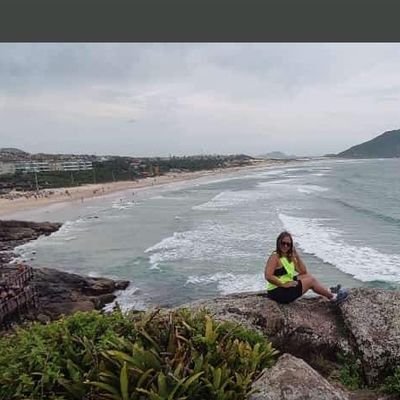 yulvi27h's profile picture. 