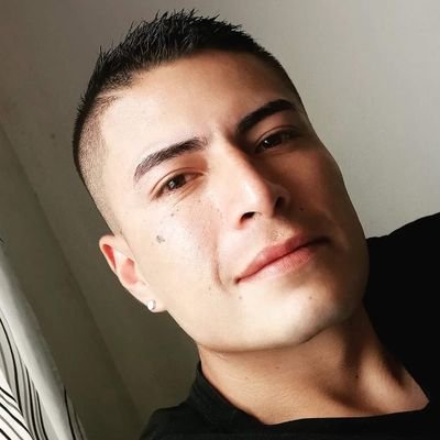 ymarin134's profile picture. 