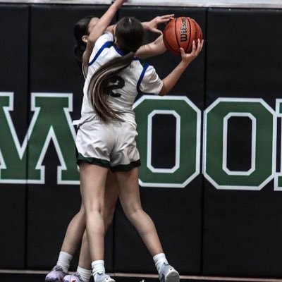 C/O 2026 🏀 G/PF | Montwood HS #12 | 5’6 | El paso , Texas | 136lbs | Email: natalynlechuga1@gmail.com