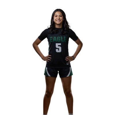 Brooke Vargas c/o 2026 5’8” PG/SG @brookevargas2026 Instagram