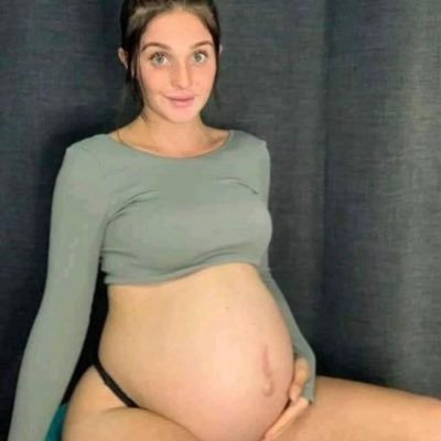 Posting pictures of pregnant women. Feel free to send submissions.