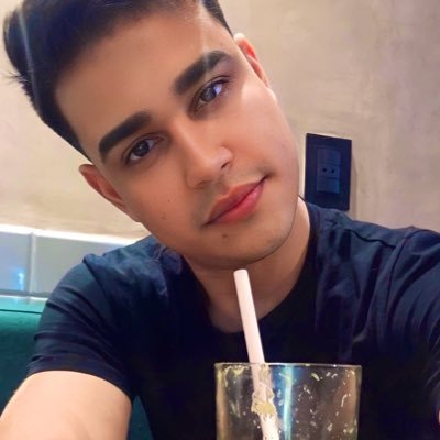 pablo_oficcial's profile picture. Medicina/Coffee/Reader