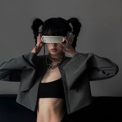 lustavarice's profile picture. HI || FAN ACCOUNT