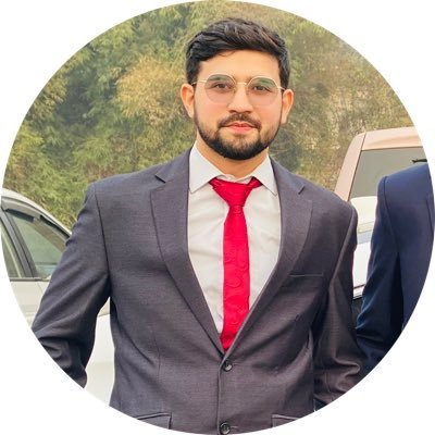 Competitive Rainbow Six Siege player. Shaheen E-Sports. Becoming a doctor by profession. Travels a lot. Insta: mightyali98