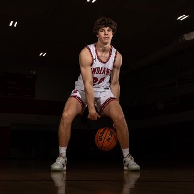 Saint Stephen’s 🏀 6’4” 195lbs Combo Power Forward/Guard Class of 2024, GPA 4.0, 32” standing vertical, completed 12 hours college credit. NCAA ID: 2304844842