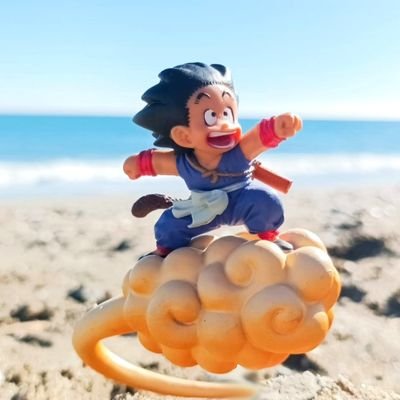 Jugón y Consolega, DragonBallmaníaco,
Devoto y jartible del Carnaval.
CÁDIZ CF 💛💙---🎮🕹️👾

⚠️ESTA CUENTA SE RESERVA EL DERECHO DE ADMISIÓN⚠️😜