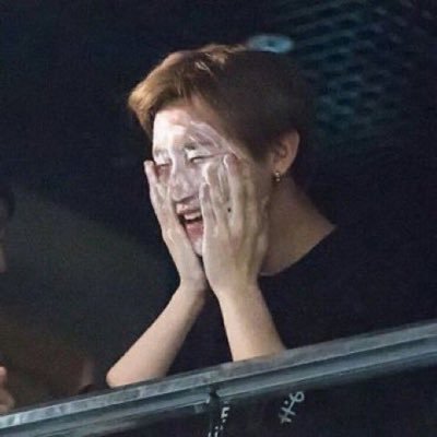 monjyyeon22's profile picture. 𝒀𝒐𝒖 𝒃𝒓𝒐𝒖𝒈𝒉𝒕 𝒎𝒆 𝒕𝒐 𝒕𝒉𝒆 𝒓𝒆𝒂𝒍 𝒍𝒐𝒗𝒆 ✍🏻