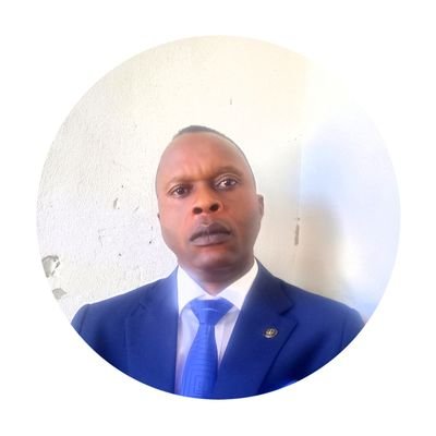 Avocat aux Barreaux du Kasaï Central et Sankuru en RDC ; Enseignant de droit public; Chercheur en droit de l'environnement.