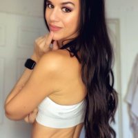 Sarah Sizzle(@sizzle_sarah) 's Twitter Profile Photo