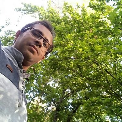 اگه میخواهی بعد مرگ فراموش نشوی چیزی بنویس که قابل خواندن باشد یا کاری کن که قابل نوشتن باشد .