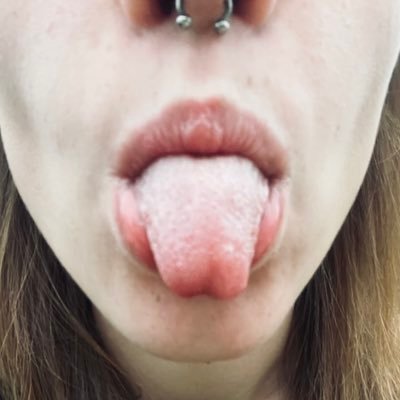 gusteliene's profile picture. 