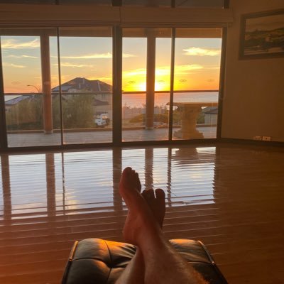 Mark03772110's profile picture. Law is my passion, investor, Ex Oberon class submariner, hate fake &  corrupt news, despise woke & radical far left. Opinions expressed are my own thoughts