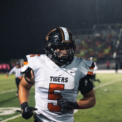 Loveland Tigers | Loveland, Ohio | 2025 | LB/TE | 6’2 218 | GPA 4.28 | Email: nbamax11@gmail.com