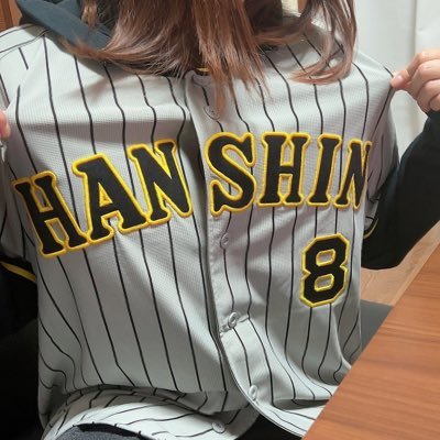 99' / 2021.07.20〜/ 常人一位 / #プロスピ女子 / 無言フォロー🙇🏻‍♀️ / 気軽にフォローしてください⚾️ / 🐯#8 / プロスピ垢