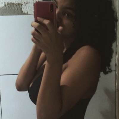 ttthaynafr's profile picture. 