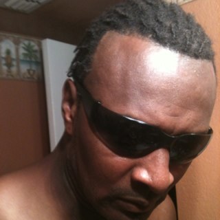 wingsdown32's profile picture. 