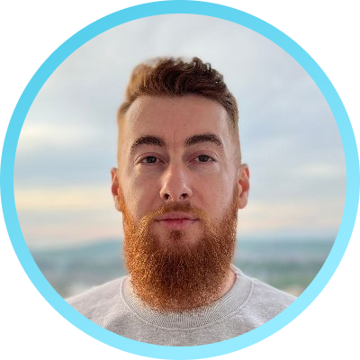 🧙🏻‍♂️ Full-stack (Laravel / Vue / React)
🥷🏻 Creator of https://t.co/28Hx4ltzAl
🛰️ Sharing Laravel insights & 🎙️ Podcast at @LaravelMagazine