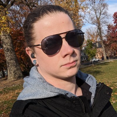 Software/Elastic Engineer: https://t.co/H5E3fdyzdb.
Laziness is my inspiration.
Abandoned projects are my specialty.
Weeb.