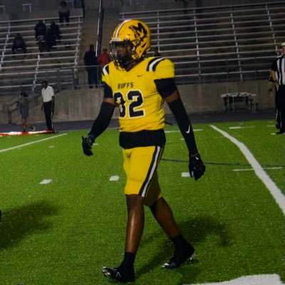 6’3 205 | 3.1 gpa | Marshall HS Foot ball C\O 2025 OLB/D-end contact info : 281-223-279  email : Lonniebfeaginsiii@gmail.com