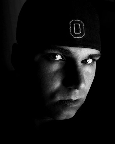 CoverPhoto's profile picture. Photographer making moving things stop.
House Photographer for @PromoWestLive. 
#musicphotography #sportsphotography #theatrephotography