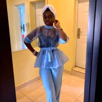 Aisha✂️✂️👗👗 (@_la_rah) 's Twitter Profile