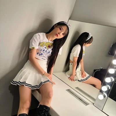 中文/ENG/BM
IG:wuyu_moonstar
Bias:Moonbyul, Taeyang, Baekhyun