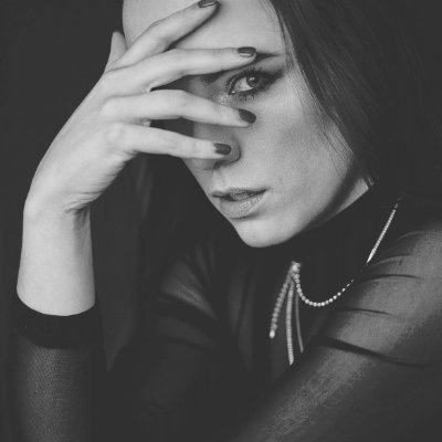 I am falling down the rabbit hole Come, so come with me and float Into the never-ending dream. #Mouthy #OC 21+ RP #CherryBomb #Parody