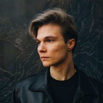 dan_astahov's profile picture. 