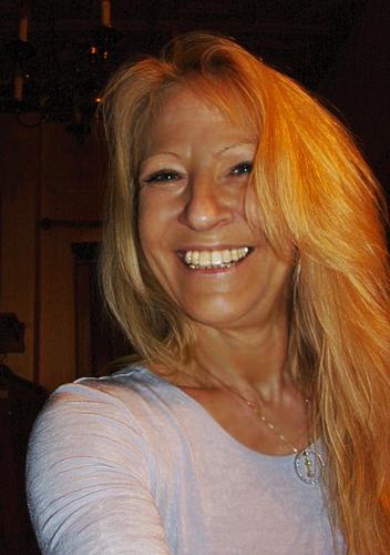 Rosita Paulisch,Germany&USA,Forex-Trading,CPA, Affiliate&Internet-Marketing,Graphic Ideas,Stay Tuned on Freebies & Free Gifts