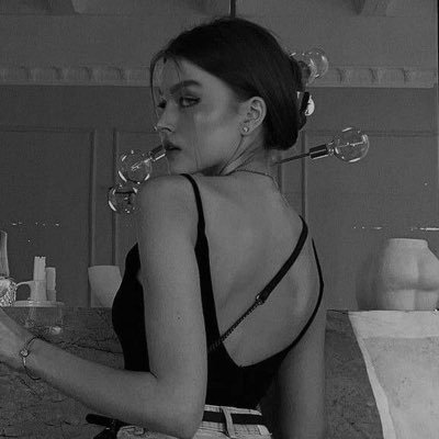 fa_4l's profile picture. Smile